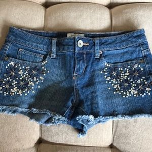 Woman’s beaded shorts size 1/2